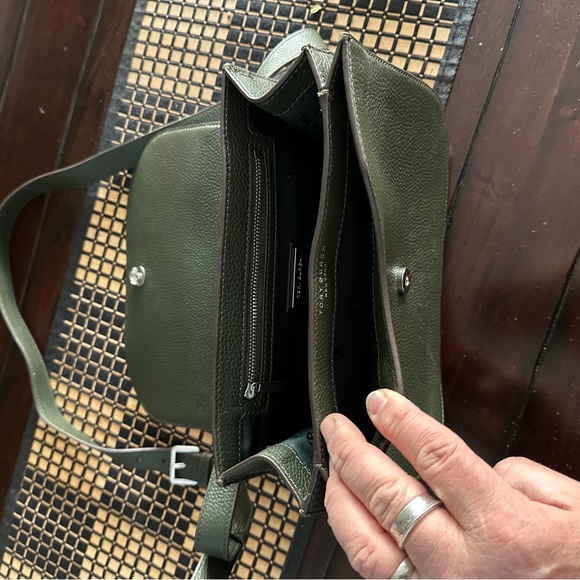 Tory Burch “Saddle Bag” Purse - Picture 10 of 16